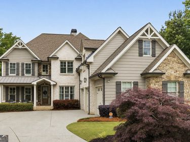 4856 Grandview Court, Flowery Branch, GA 30542