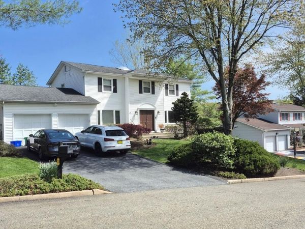 14 Bubenko Drive , Garnerville, NY 10923