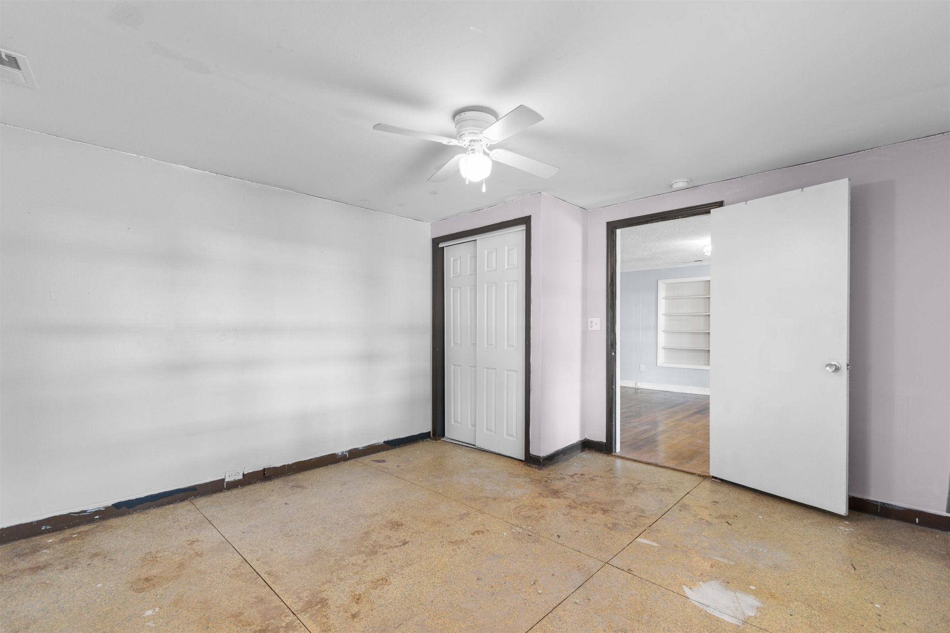 617 10th Ave. Photo 10