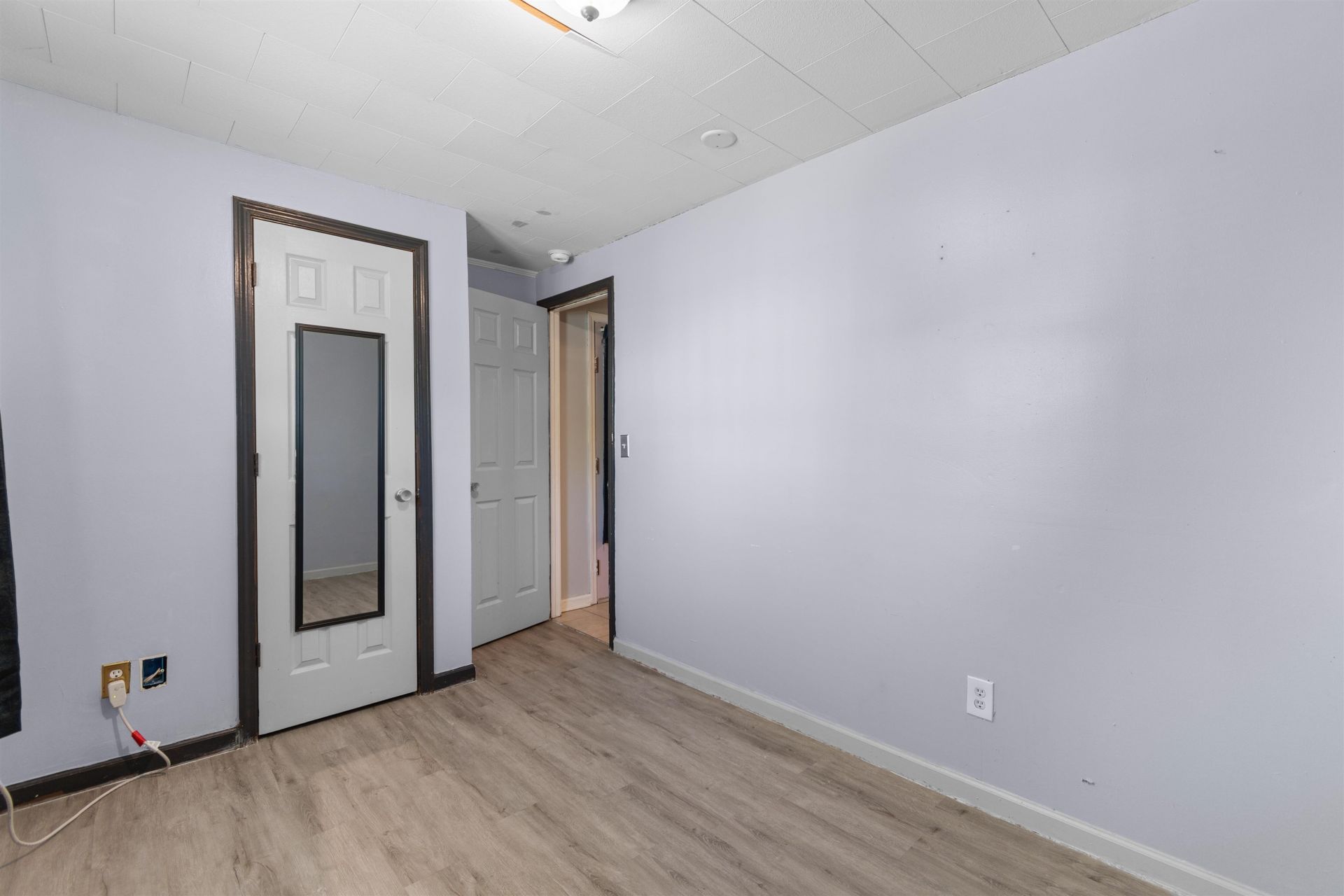 617 10th Ave. Photo 12