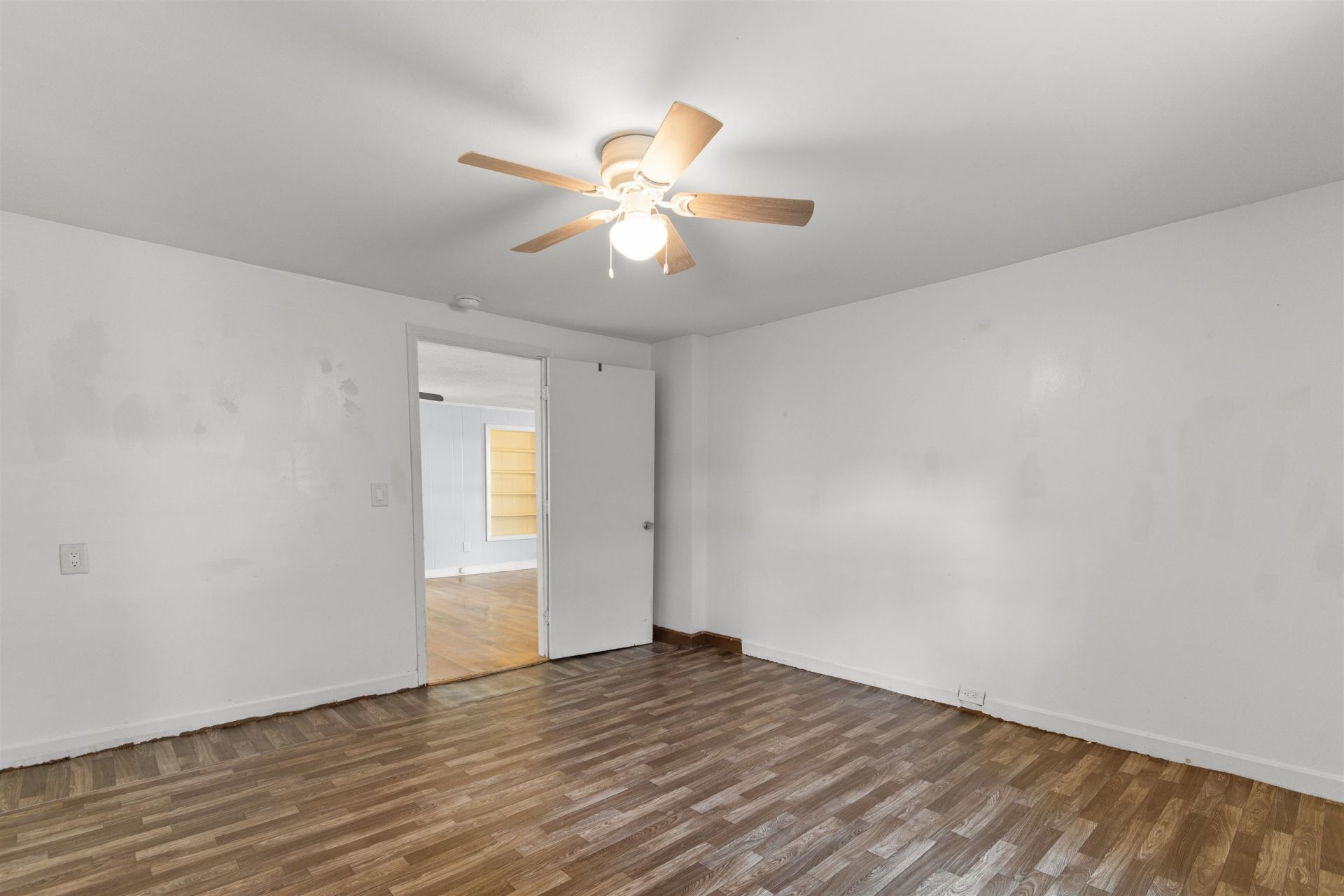 617 10th Ave. Photo 18