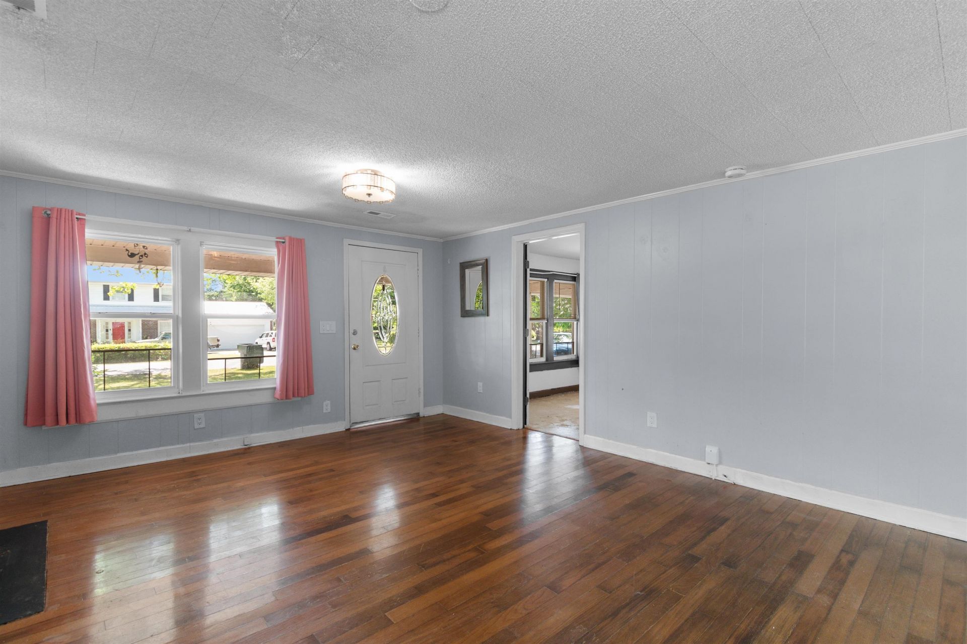 617 10th Ave. Photo 25
