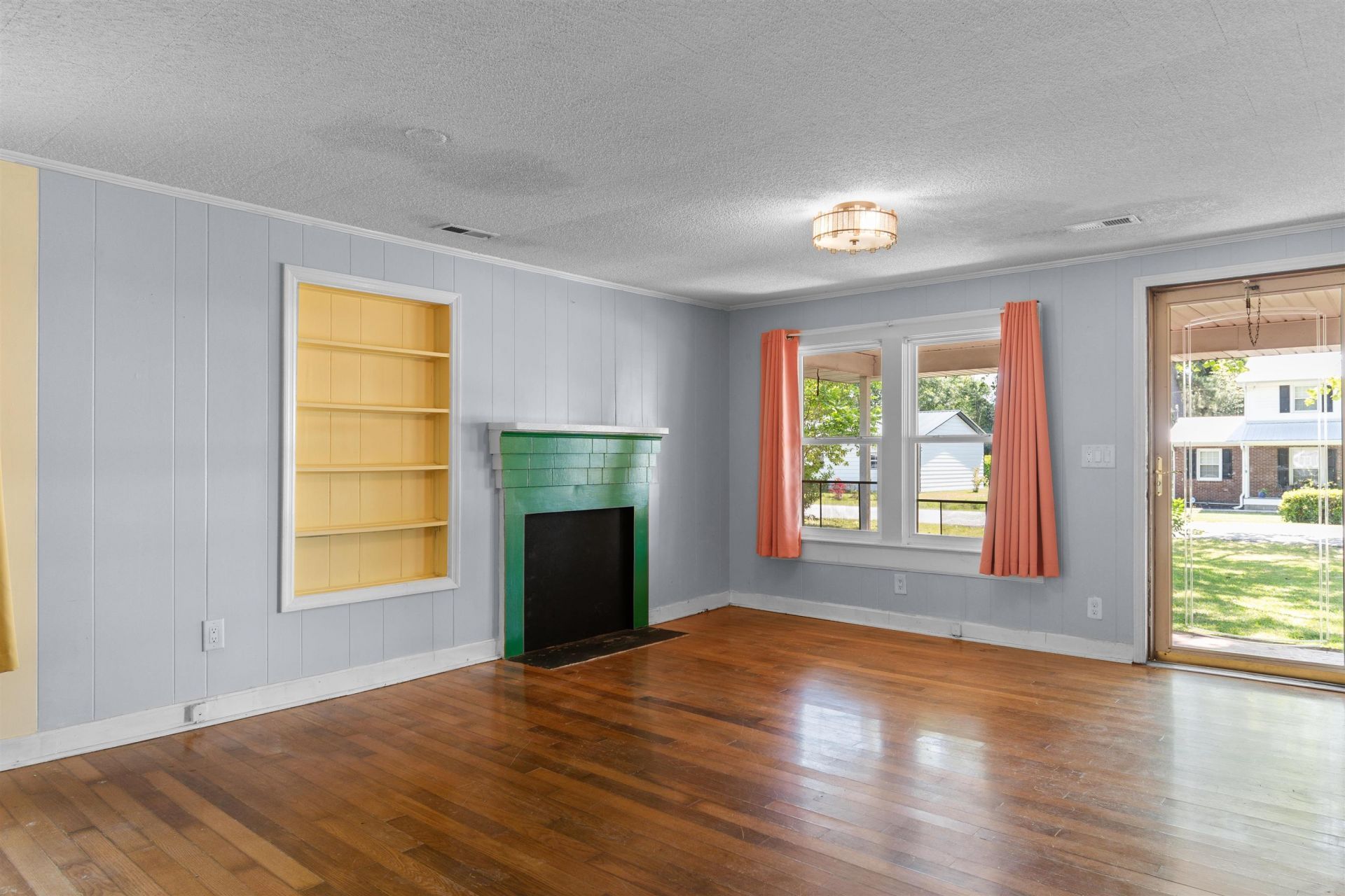617 10th Ave. Photo 26