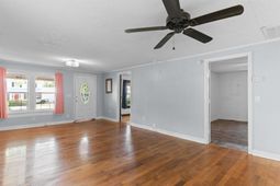 617 10th Ave. photo 4