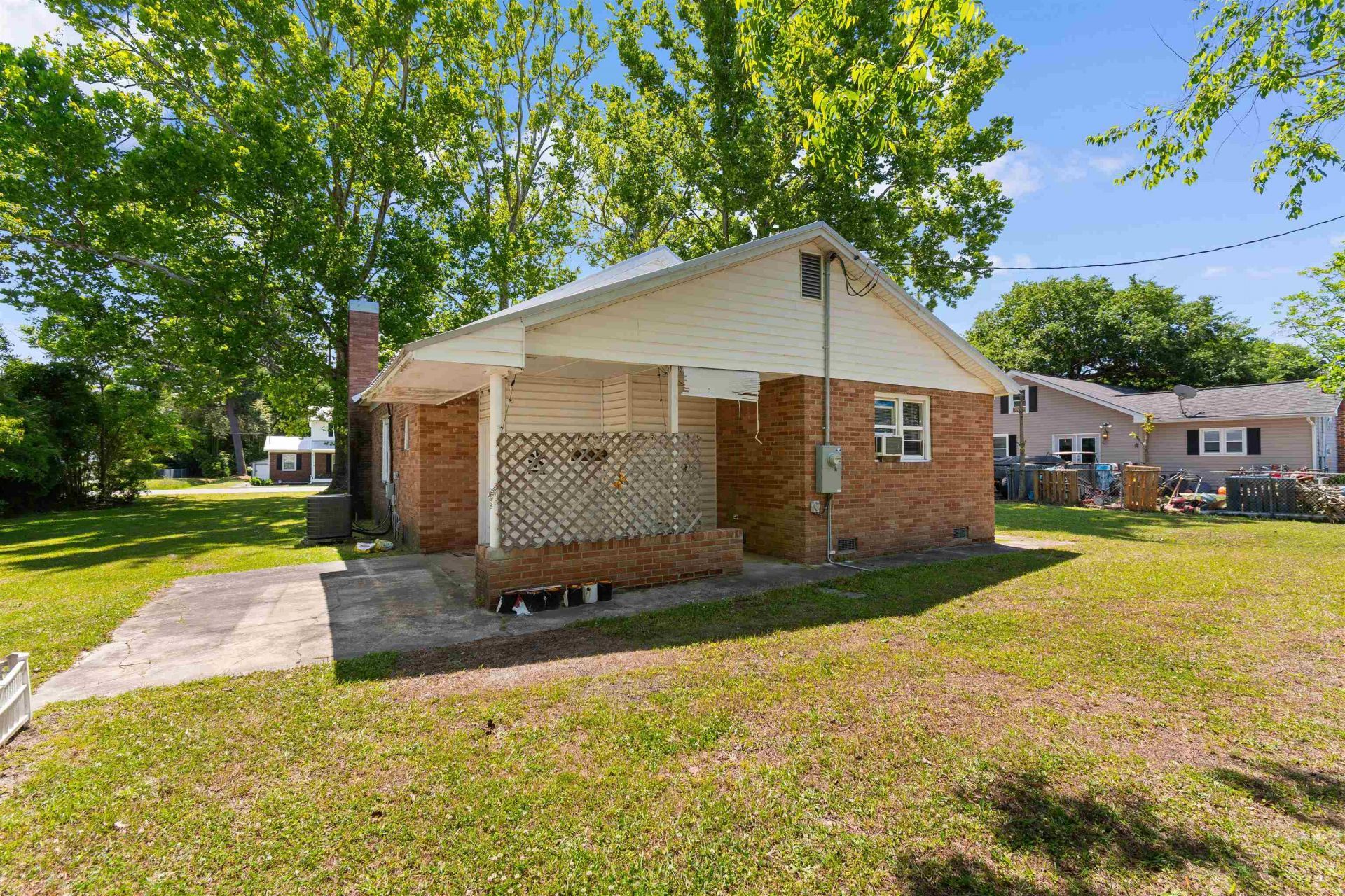 617 10th Ave. Photo 32