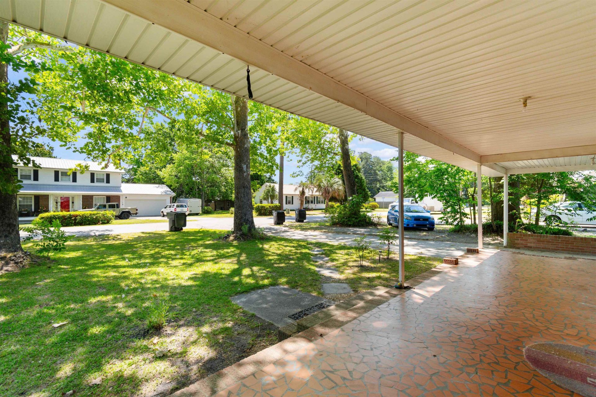 617 10th Ave. Photo 35