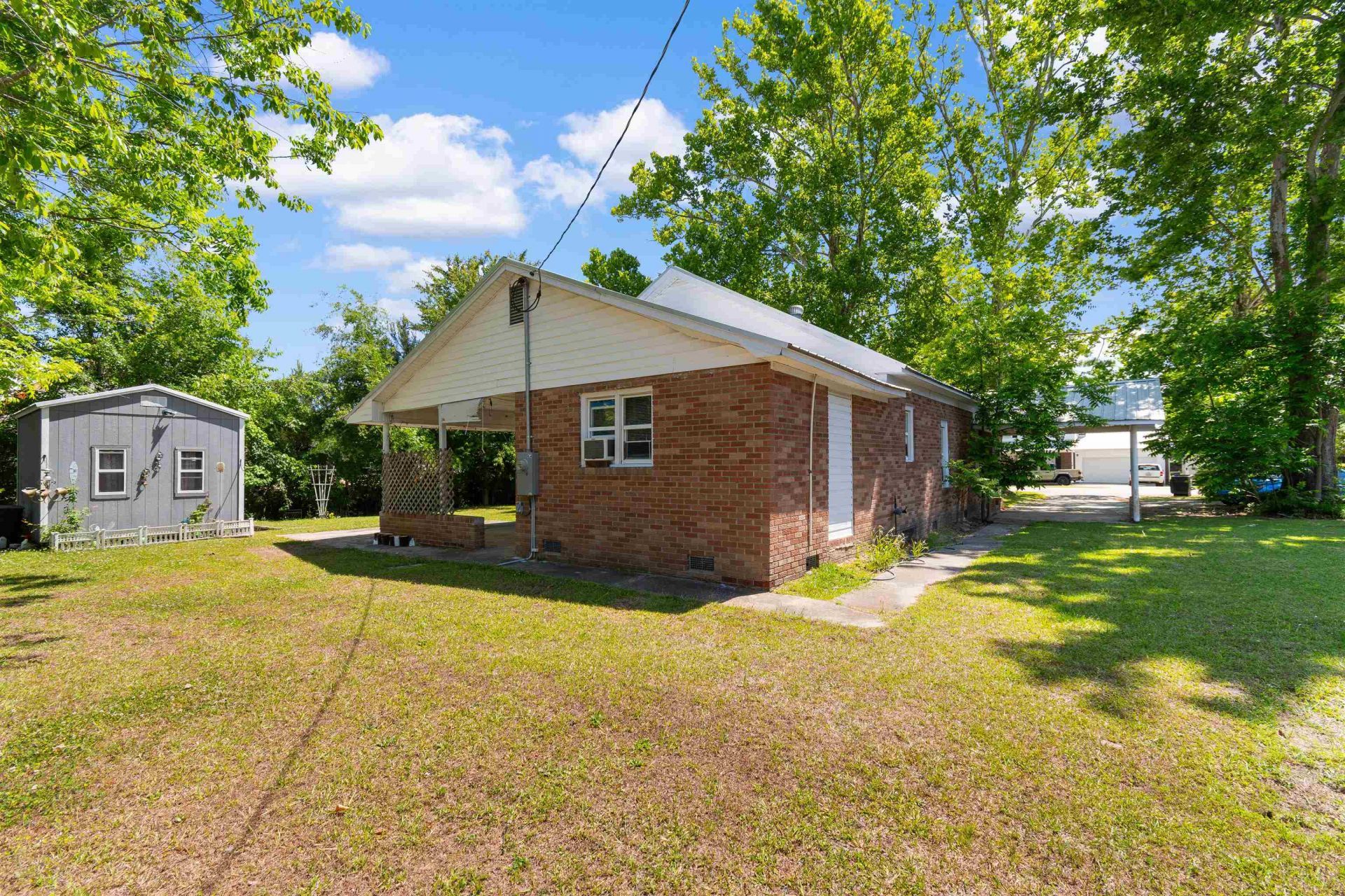 617 10th Ave. Photo 37