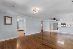617 10th Ave. photo 4