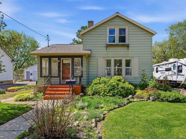 218 Roller Avenue, Beaver Dam, WI 53916