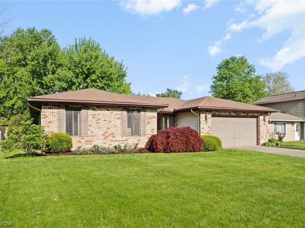 35671 Chesterfield Drive, North Ridgeville, OH 44039