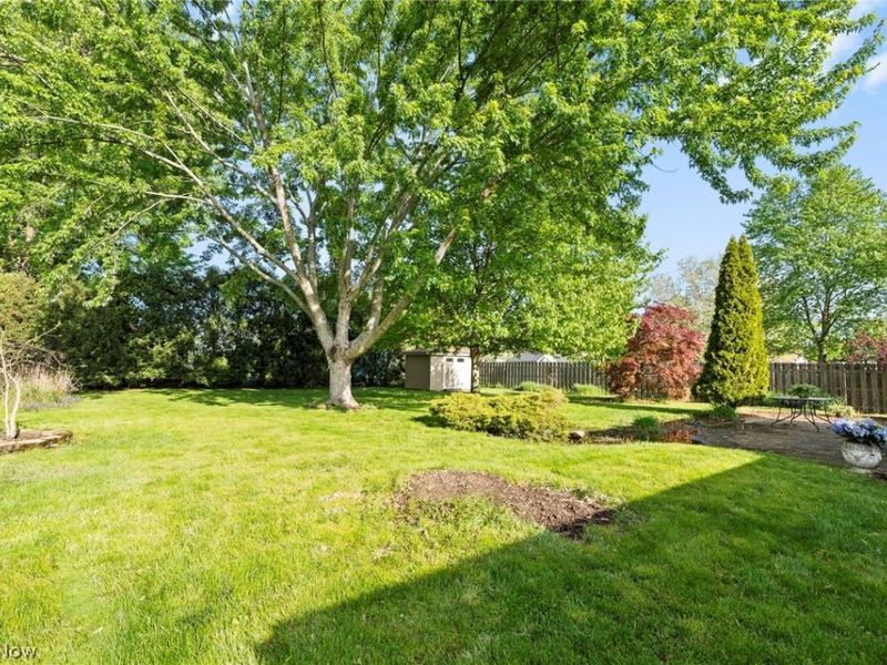 35671 Chesterfield Drive, North Ridgeville, OH 44039 Photo 37