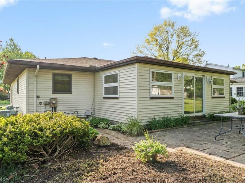 35671 Chesterfield Drive , North Ridgeville, OH 44039 Photo 38
