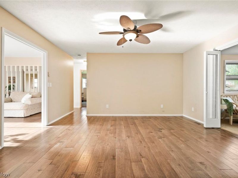 35671 Chesterfield Drive, North Ridgeville, OH 44039 Photo 6