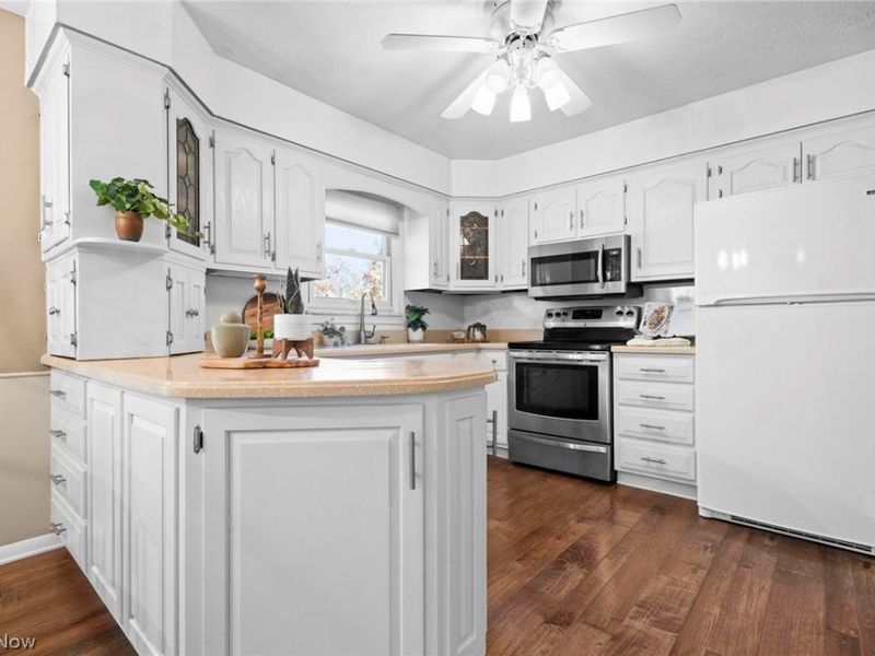 35671 Chesterfield Drive , North Ridgeville, OH 44039 Photo 7
