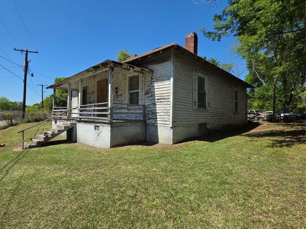 460 South Avenue , Lancaster, SC 29720