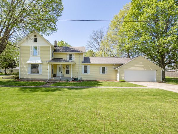 148 S Robinson Street, Schoolcraft, MI 49087