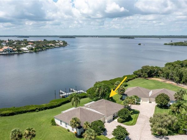 300 Harbour Drive, Unit 104-A, Vero Beach, FL 32963