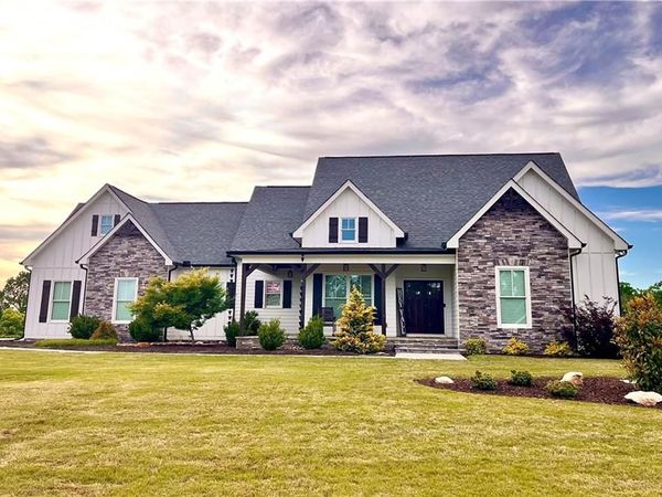 254 Sweetgrass Drive , Demorest, GA 30535