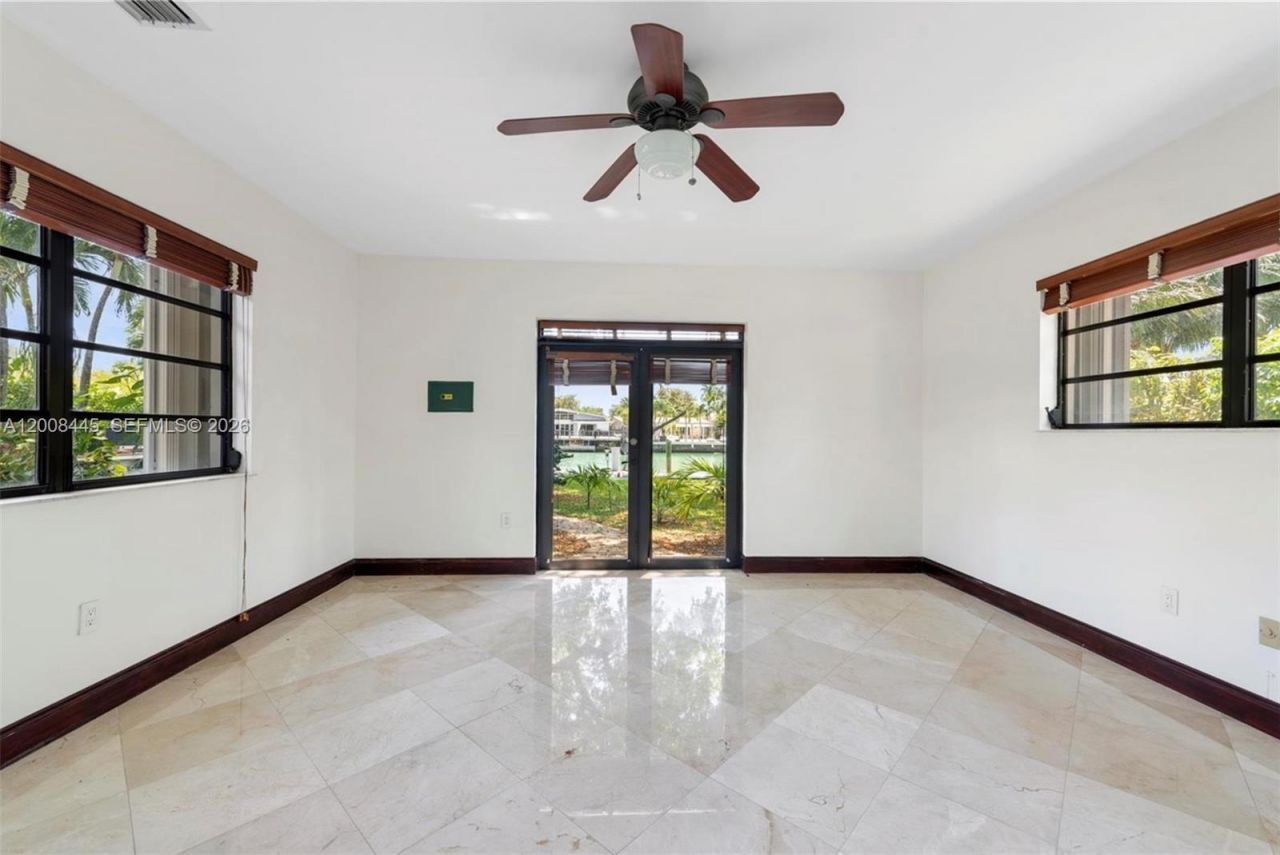 540 S Shore Dr , Miami Beach, FL 33141 Photo