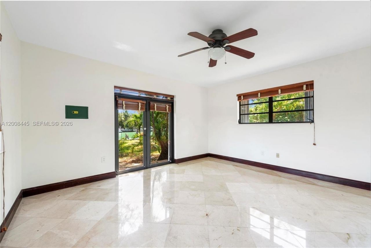 540 S Shore Dr , Miami Beach, FL 33141 Photo