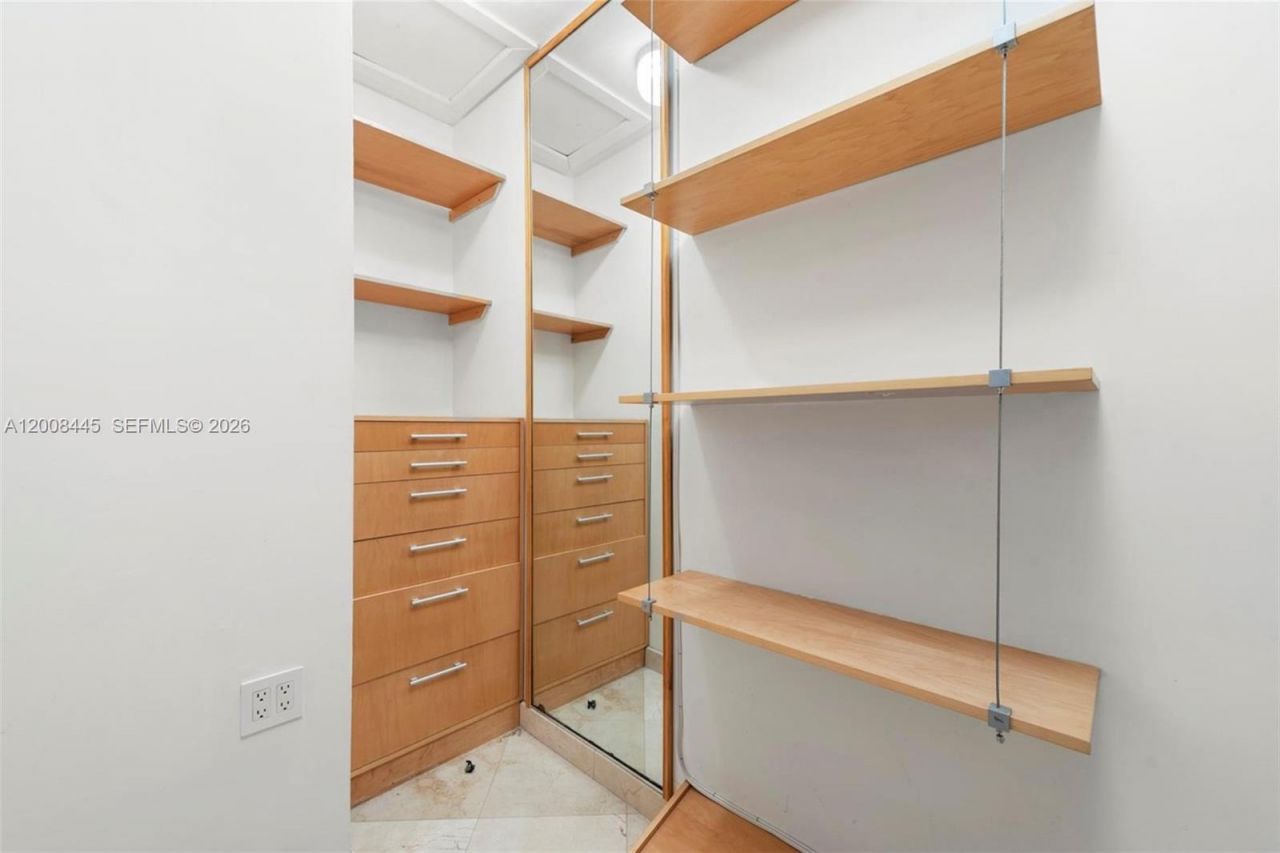 540 S Shore Dr , Miami Beach, FL 33141 Photo