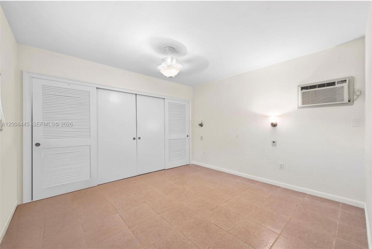 540 S Shore Dr , Miami Beach, FL 33141 Photo