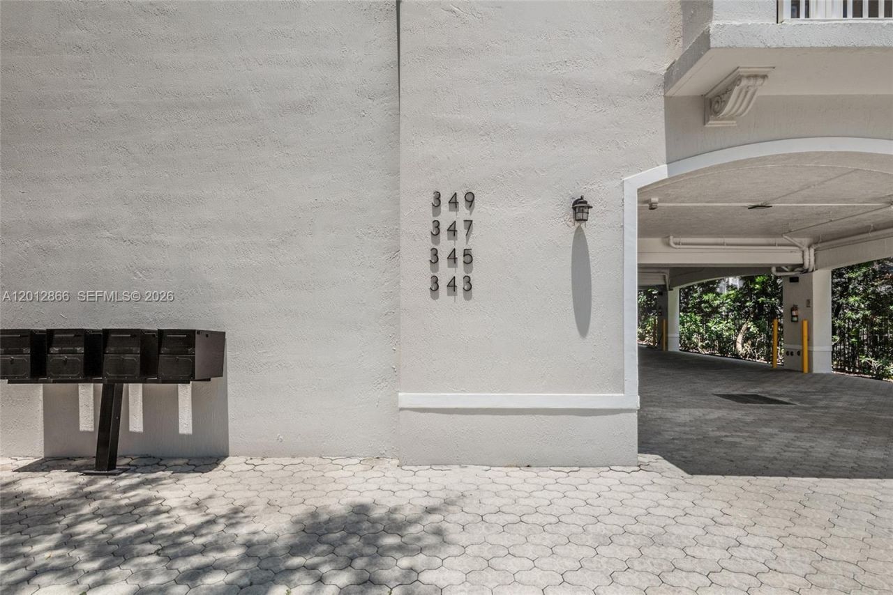 345 Madeira Ave , Unit 345, Coral Gables, FL 33134 Photo