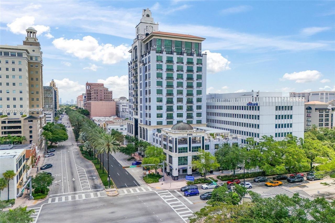 345 Madeira Ave , Unit 345, Coral Gables, FL 33134 Photo