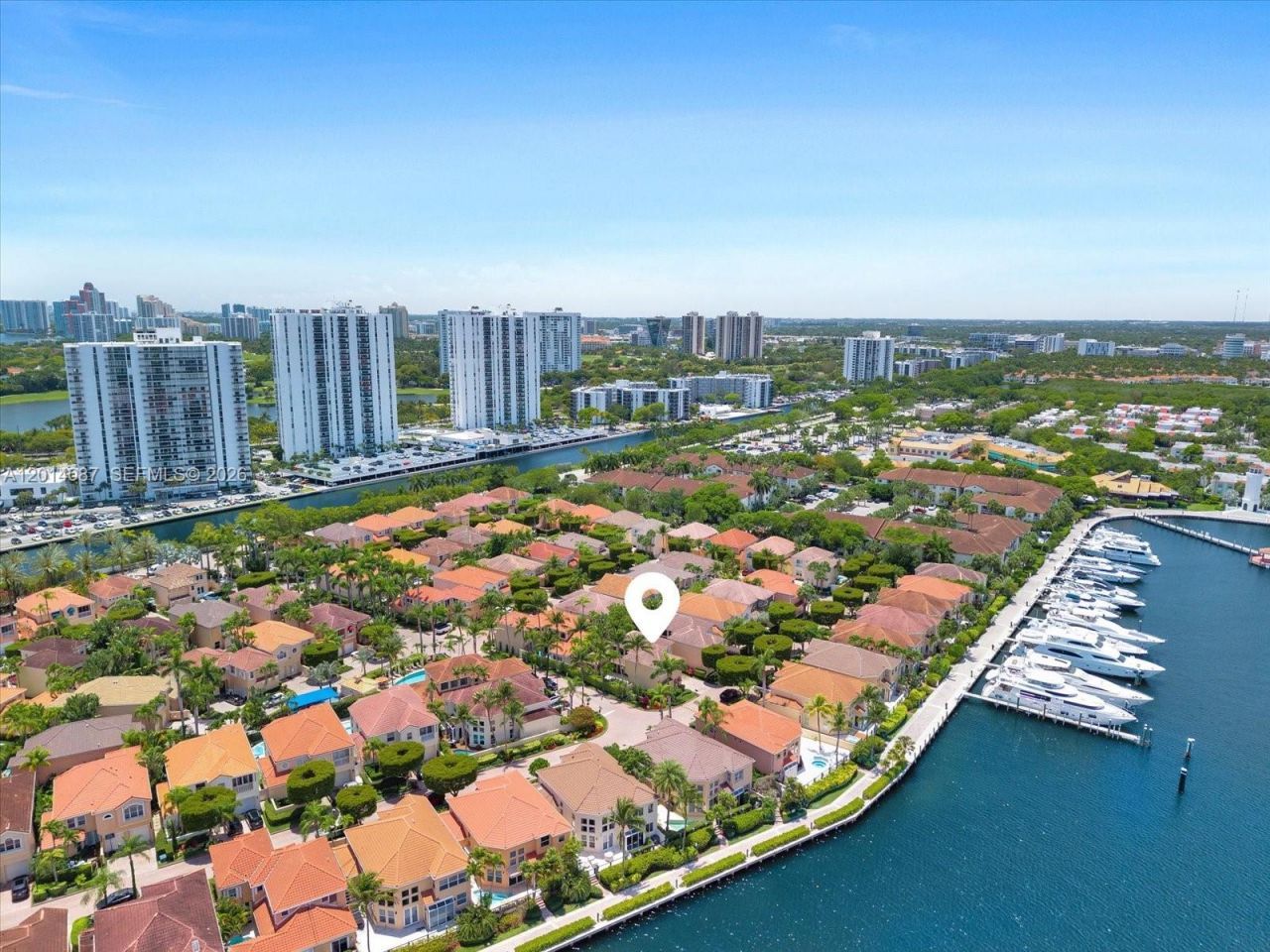 3728 NE 208th Ter , Aventura, FL 33180 Photo