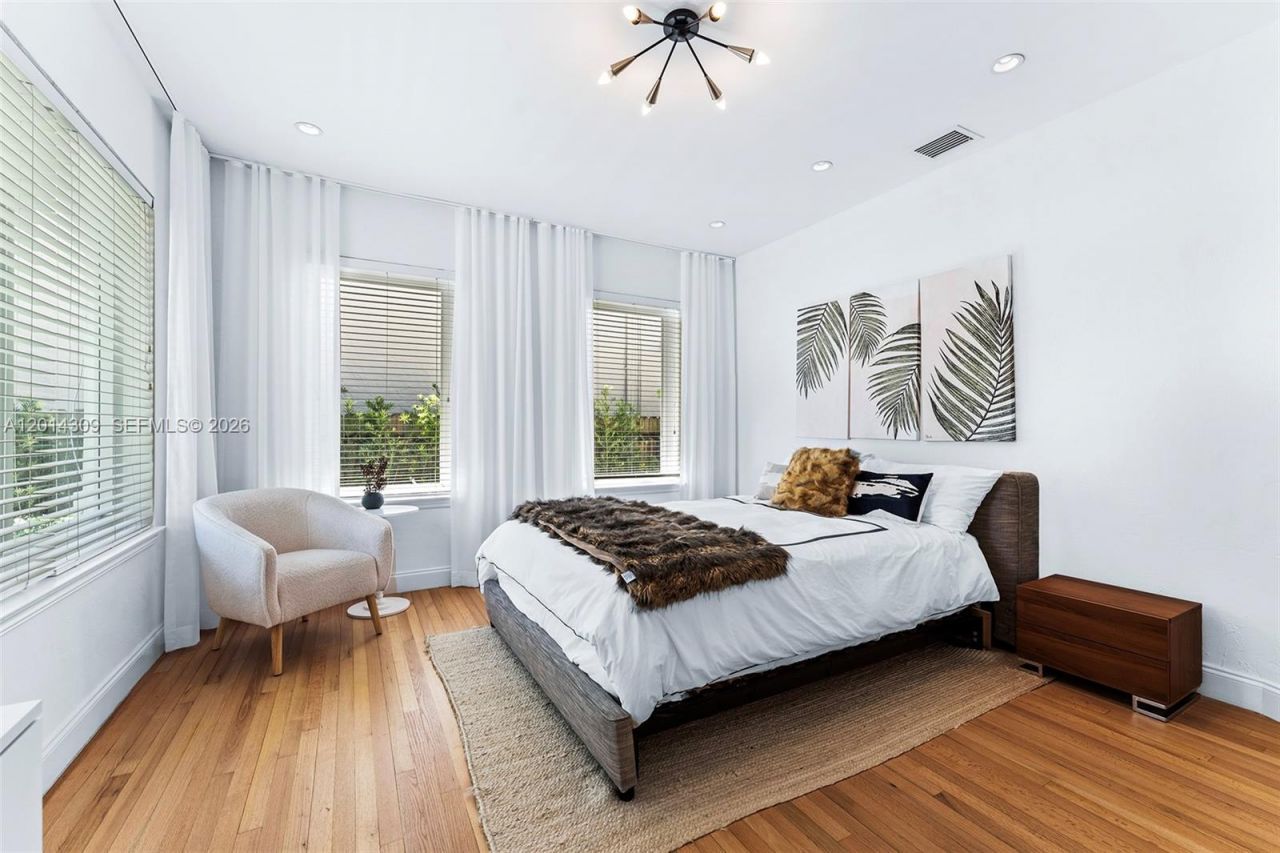 6145 La Gorce Dr, Unit 6145, Miami Beach, FL 33140 Photo