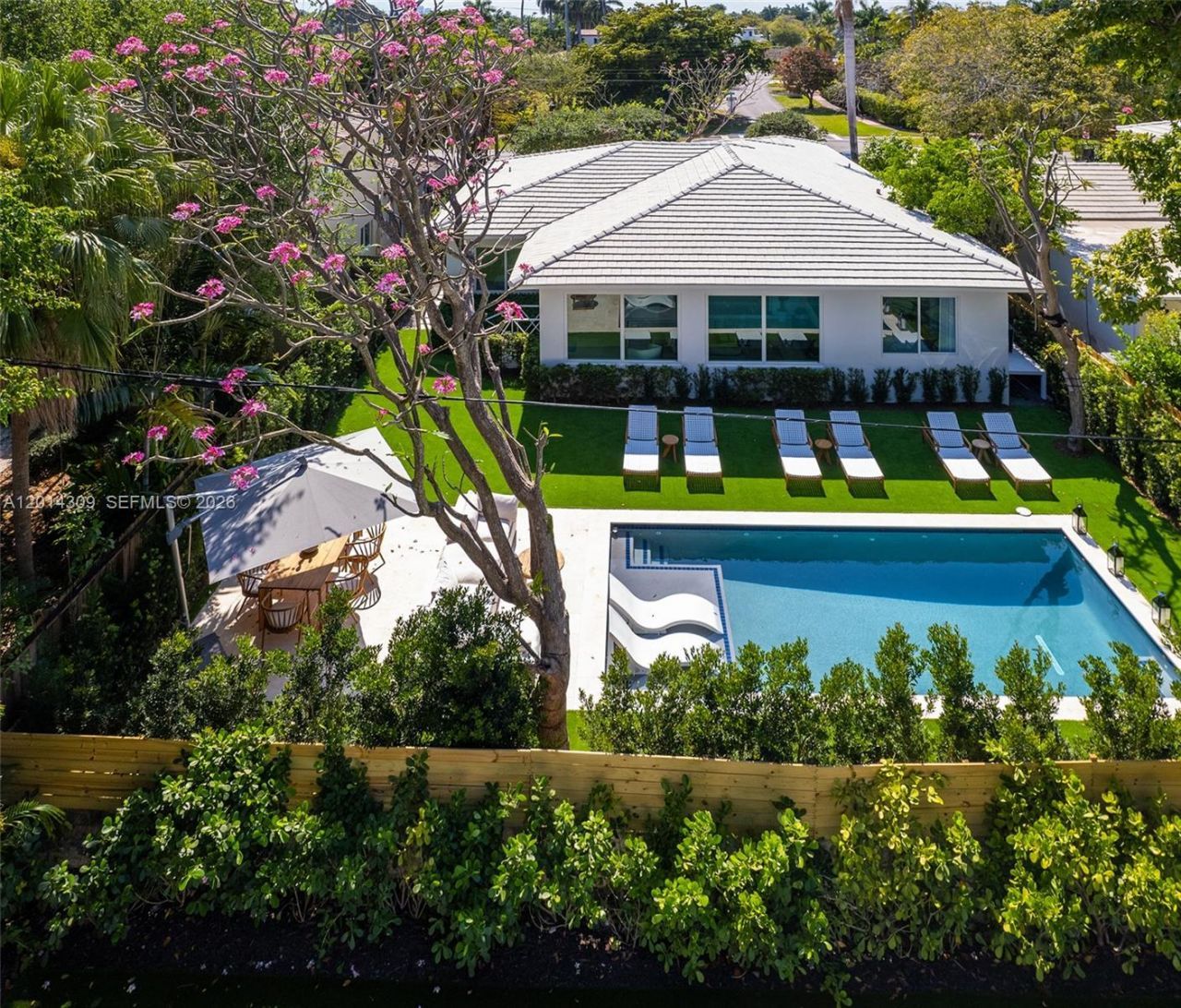 6145 La Gorce Dr, Unit 6145, Miami Beach, FL 33140 Photo
