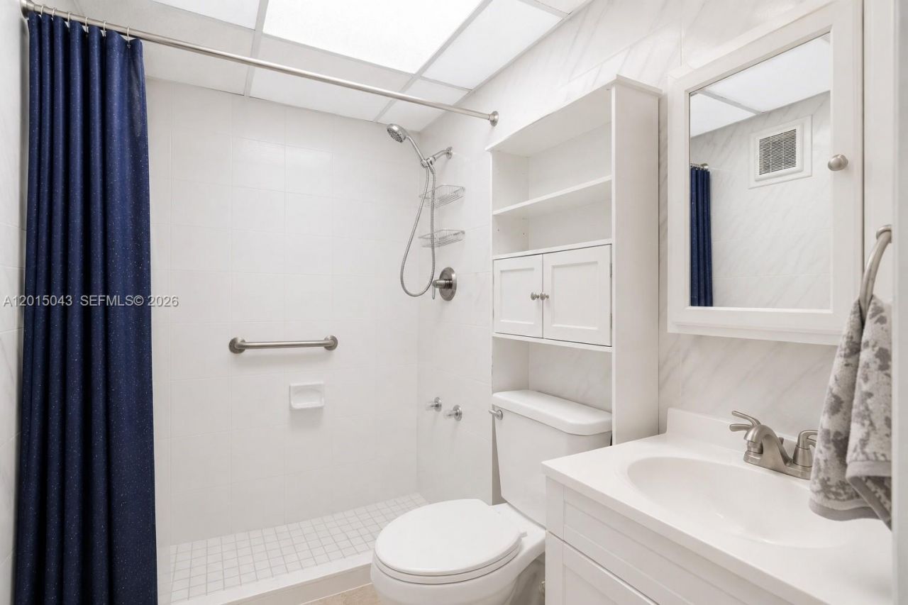 3551 SW 9th Ter , Unit 502, Miami, FL 33135 Photo