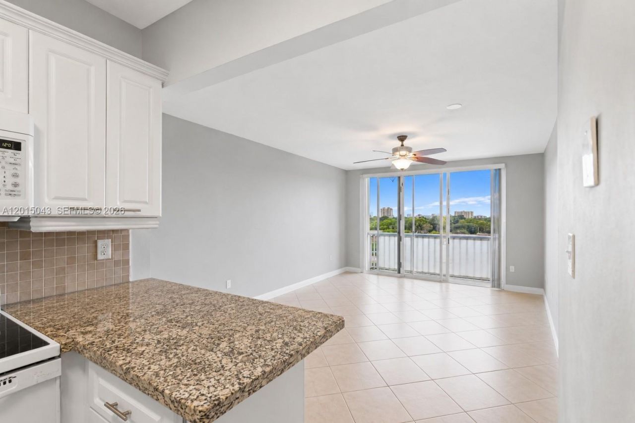 3551 SW 9th Ter , Unit 502, Miami, FL 33135 Photo