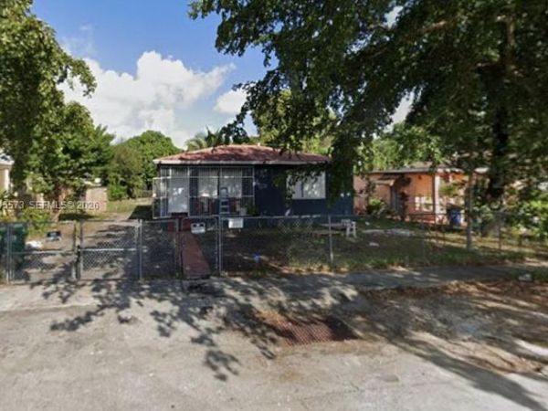 2931 NW 66th St , Miami, FL 33147