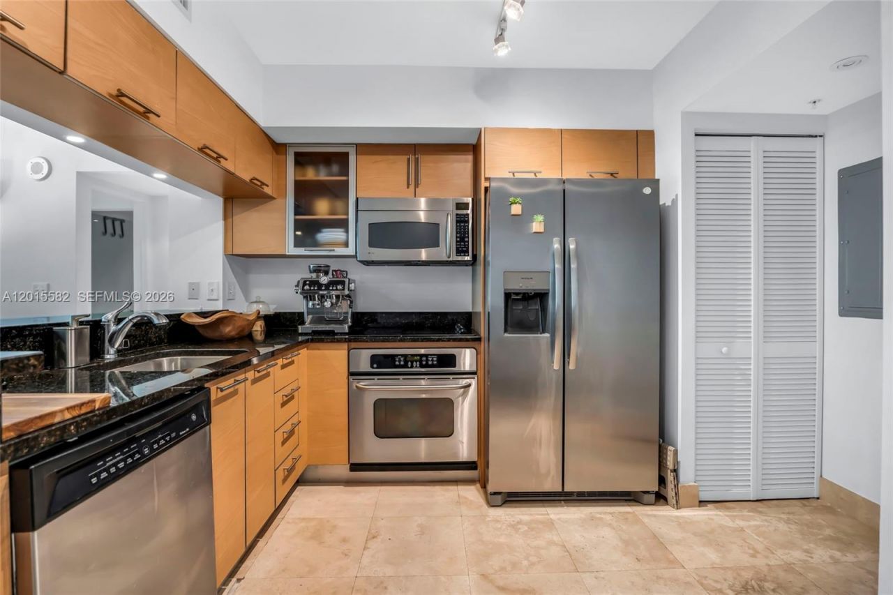 31 SE 5th St , Unit 3010, Miami, FL 33131 Photo