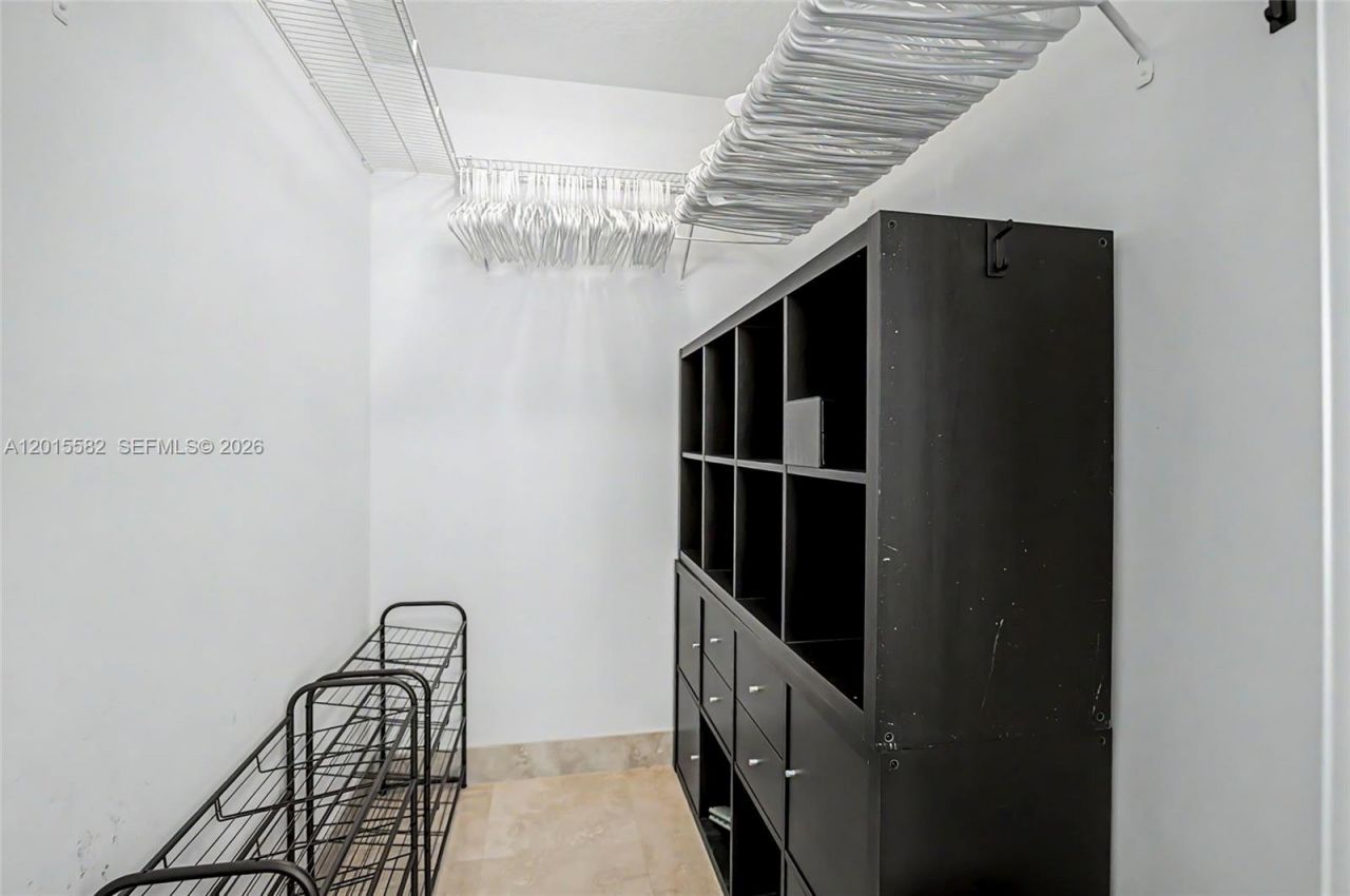 31 SE 5th St , Unit 3010, Miami, FL 33131 Photo