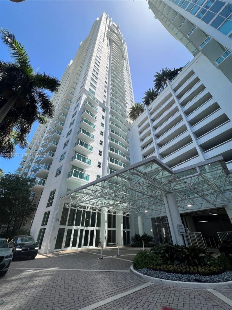 31 SE 5th St , Unit 3010, Miami, FL 33131 Photo