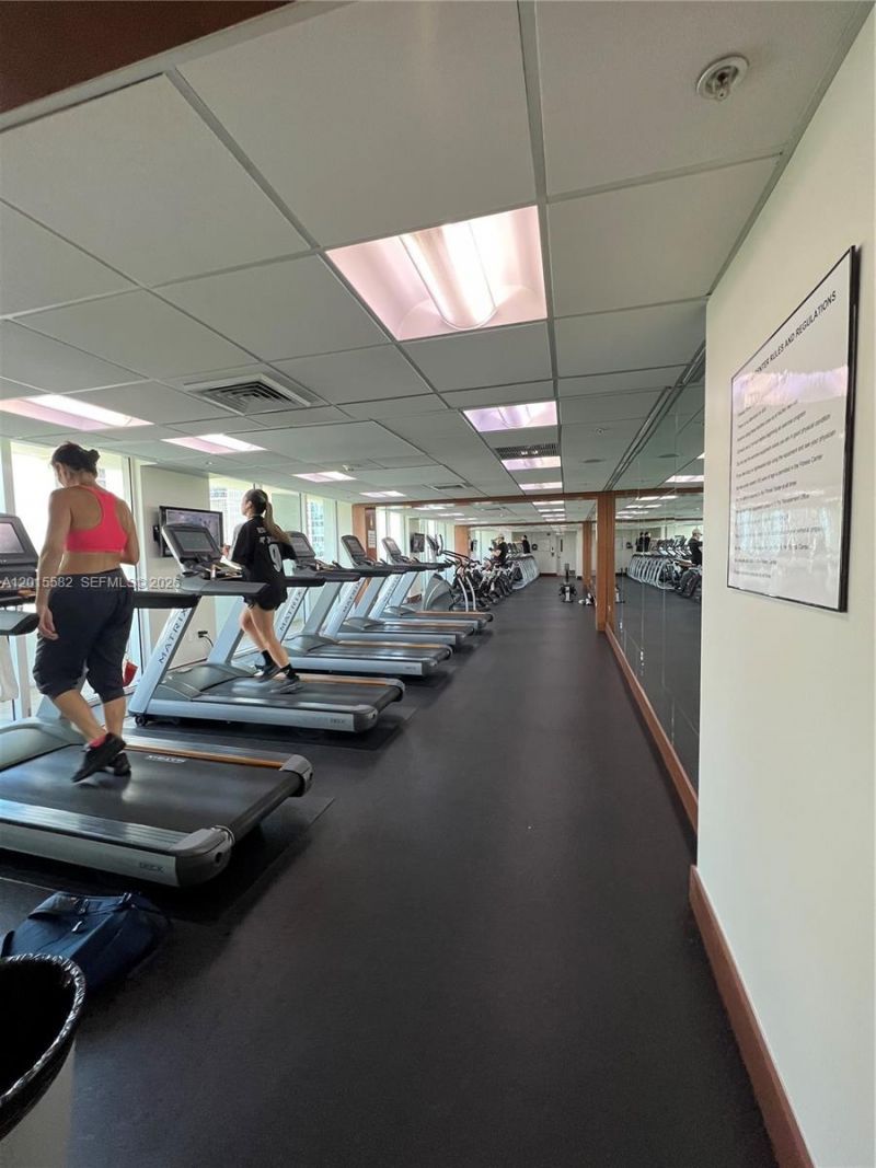 31 SE 5th St , Unit 3010, Miami, FL 33131 Photo
