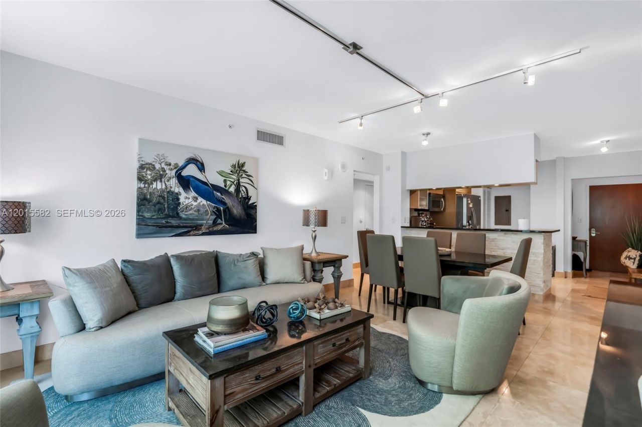 31 SE 5th St , Unit 3010, Miami, FL 33131 Photo