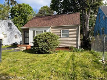 626 W Austin Avenue, Flint, MI 48505