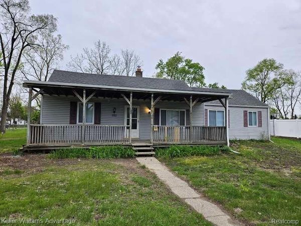 27570 Avondale Street , Inkster, MI 48141