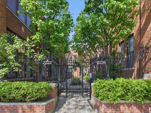 2226 N Racine Avenue , Unit 15, Chicago, IL 60614