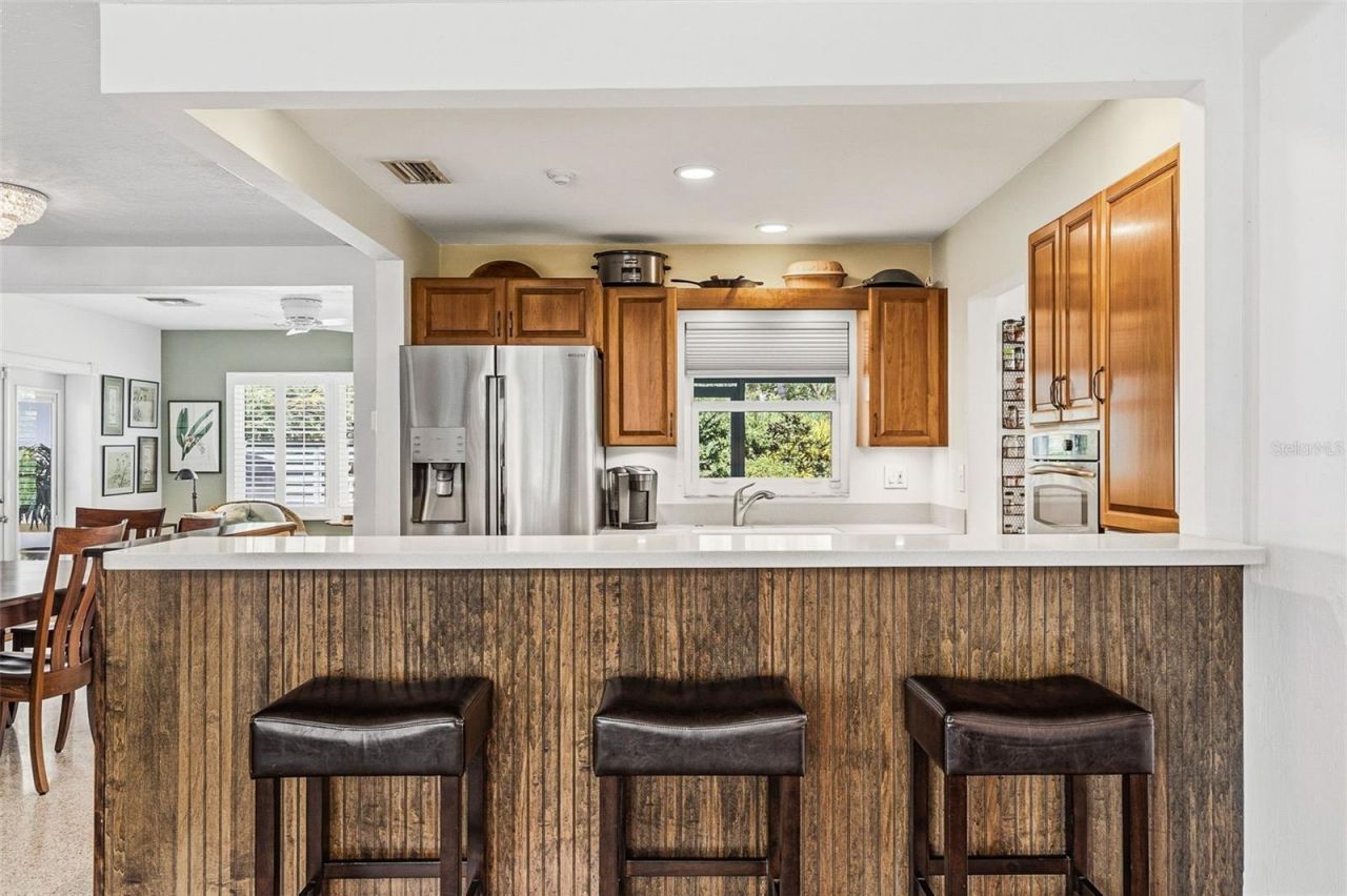 2747 Jefferson Circle, Sarasota, FL 34239 Photo