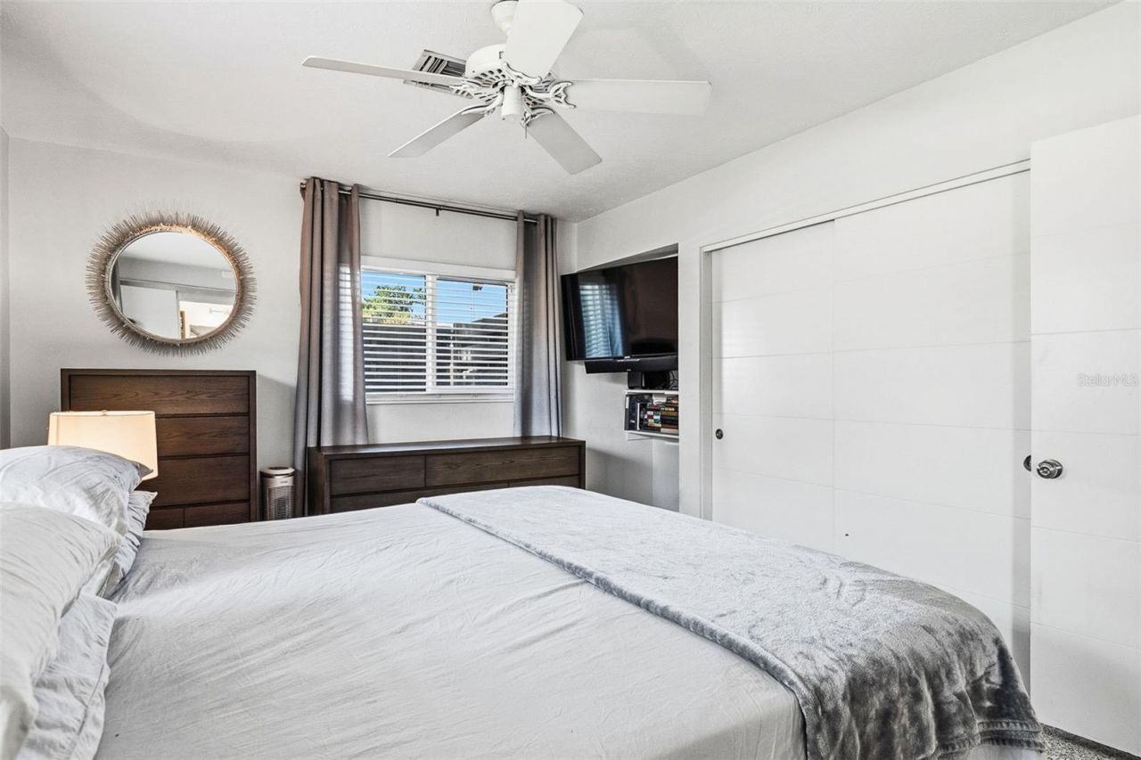 2747 Jefferson Circle, Sarasota, FL 34239 Photo