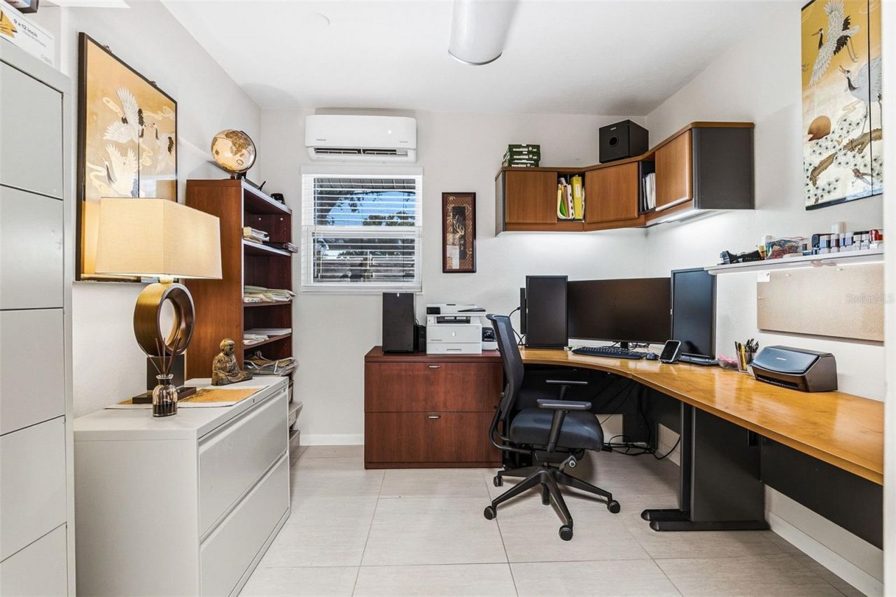 2747 Jefferson Circle, Sarasota, FL 34239 Photo