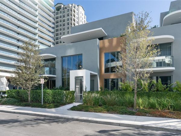 3020 W SANTIAGO STREET, Unit 1, TAMPA, FL 33629