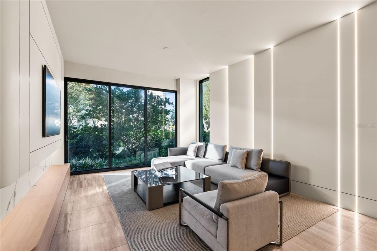 3020 W Santiago Street, Unit 1, Tampa, FL 33629 Photo
