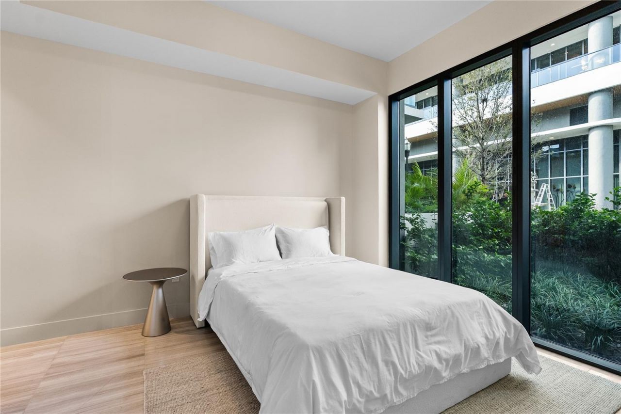3020 W Santiago Street, Unit 1, Tampa, FL 33629 Photo