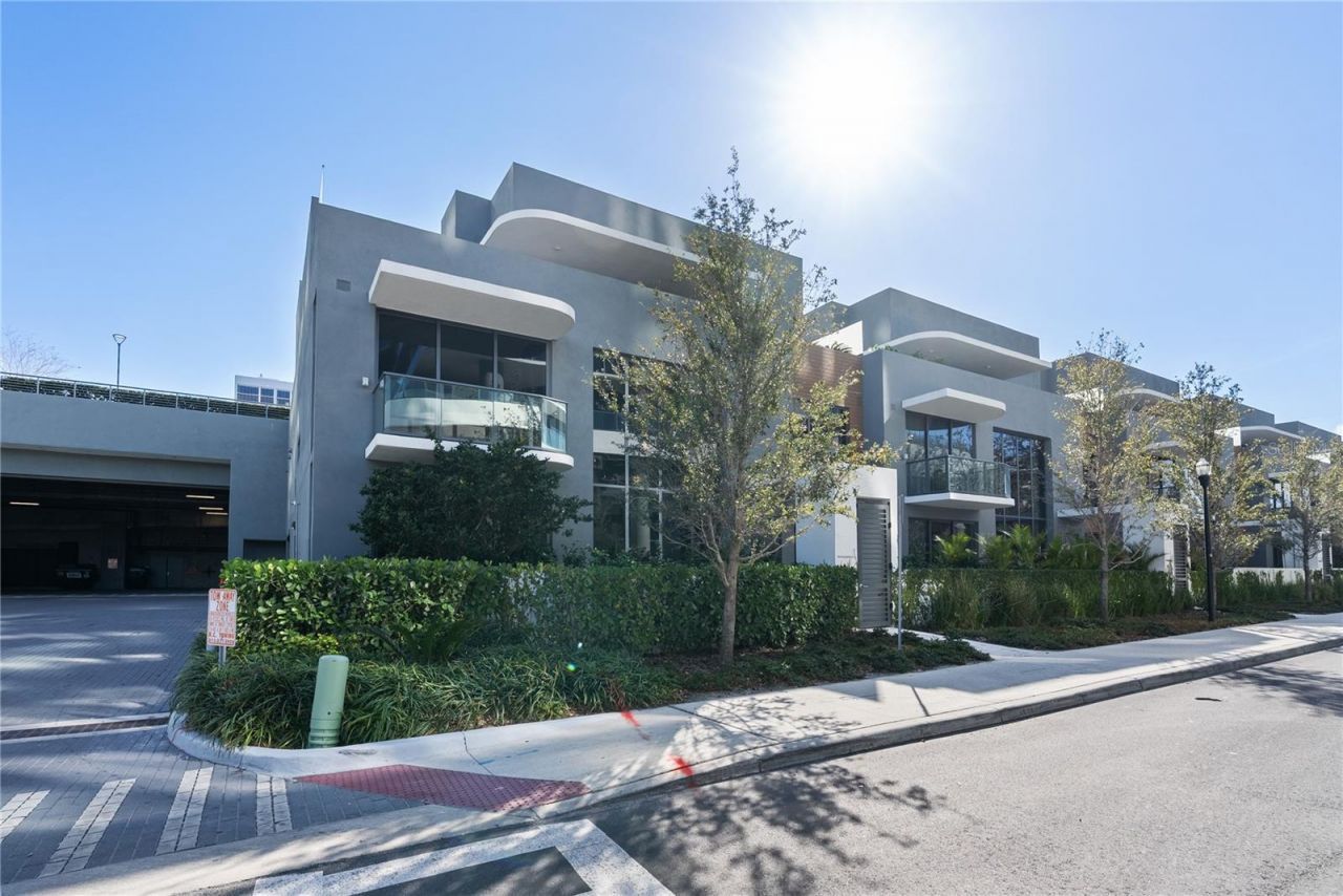 3020 W Santiago Street, Unit 1, Tampa, FL 33629 Photo