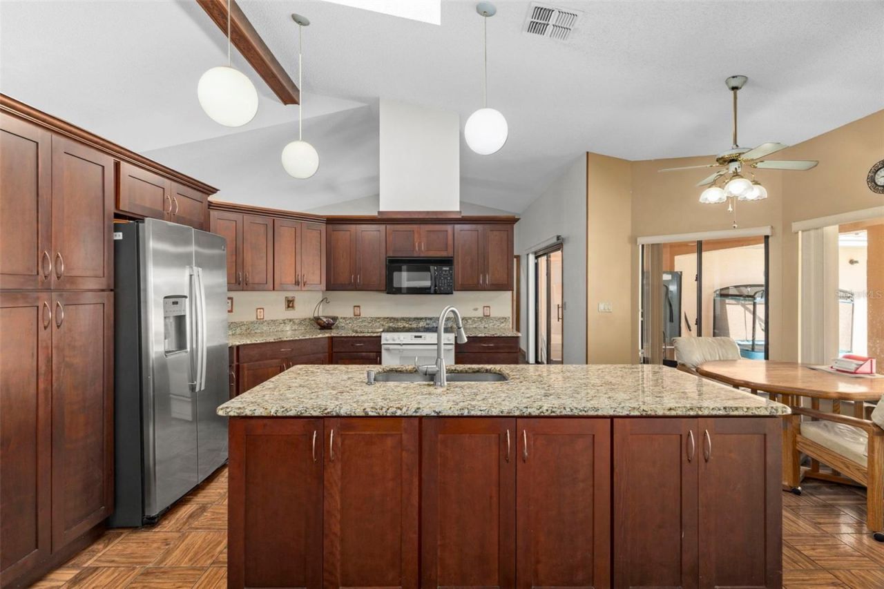 8959 Nakoma Way, Weeki Wachee, FL 34613 Photo